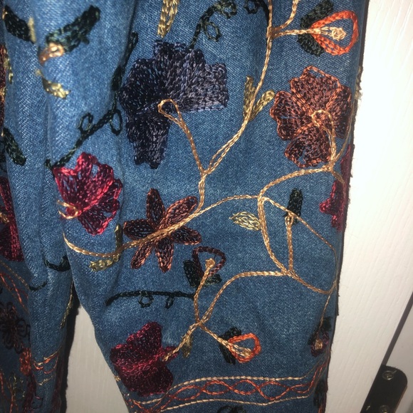 vintage embroidery denim jacket - Picture 7 of 7
